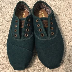 Toms slip-on shoes